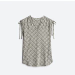 Maviyan Ruched Tie Sleeve Knit Top